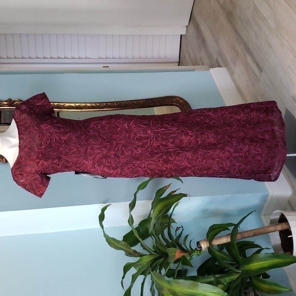 J&S Collection Jolene Boat Neck Gown - Picture 2 of 13
